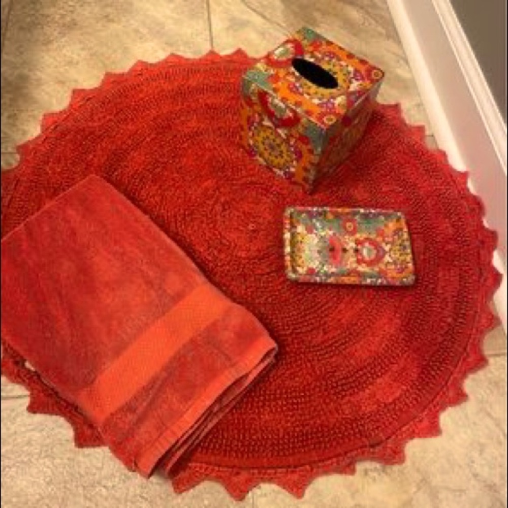 4 Piece Bathroom Decor Set